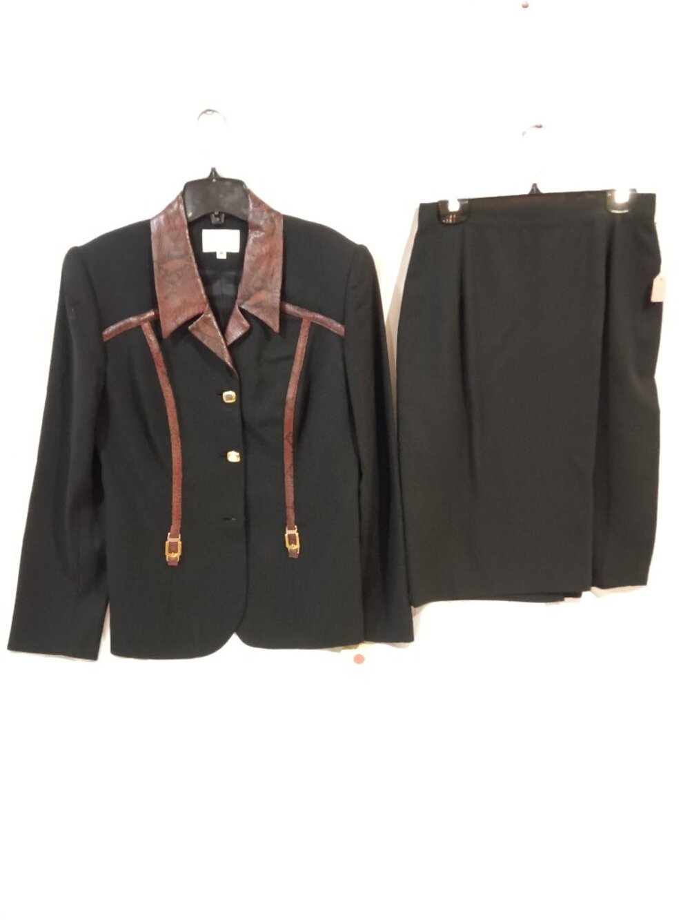 Alberto Makali Skirt Suit Size 8 Fits M Vintage Women 2 Piece Outfit Black NWT